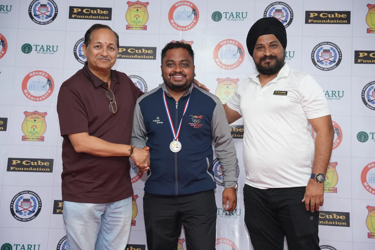 Coach awards distribution